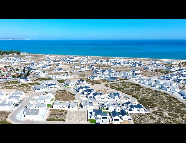 658M² VACANT LAND FOR SALE IN ATLANTIC WAVES ESTATE